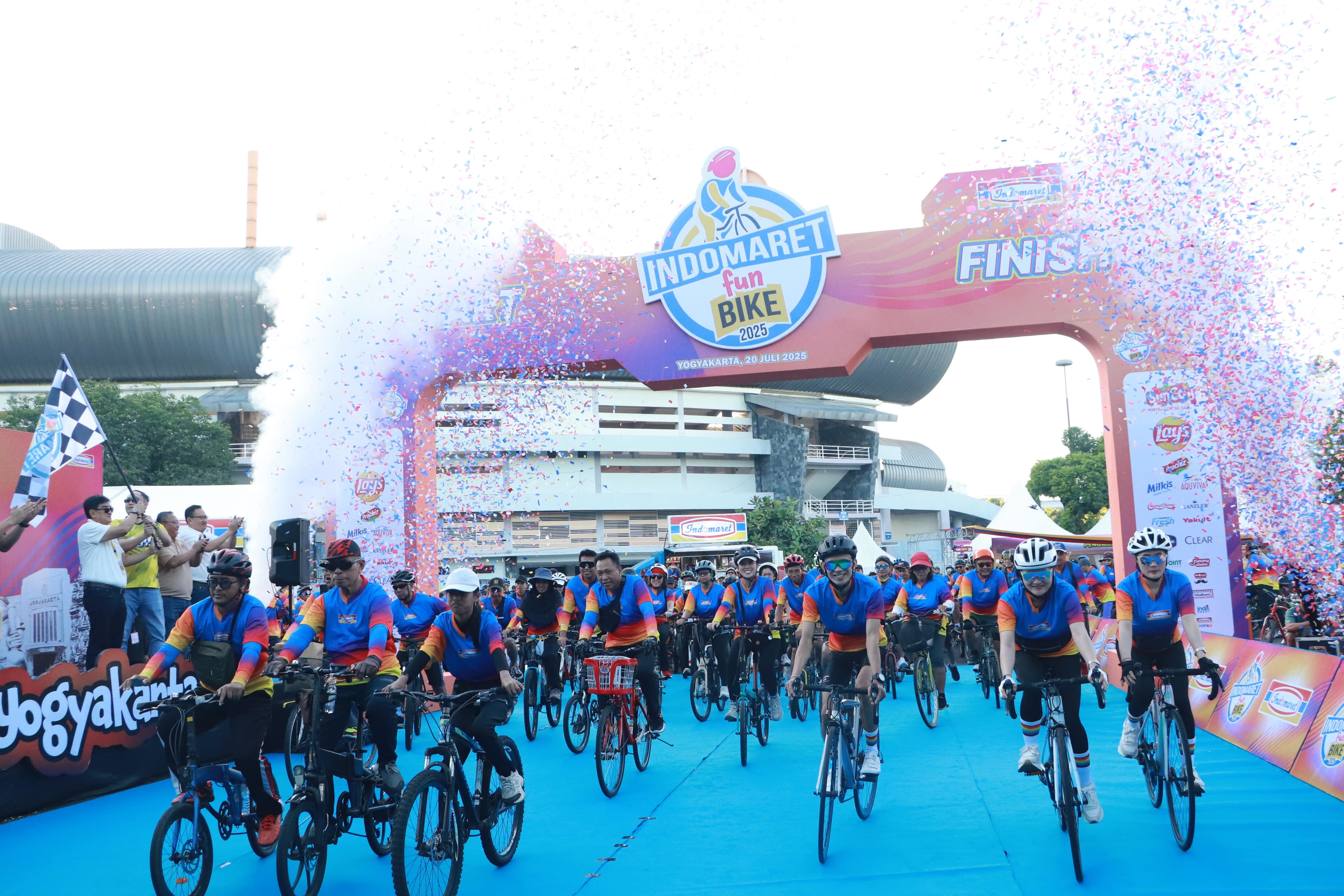 Keseruan Indomaret Funbike Yogyakarta 2025